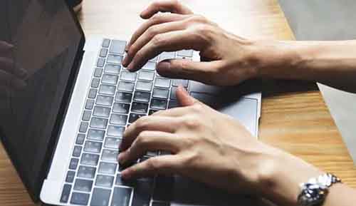 一人一机，竟在一年内狂赚300万！