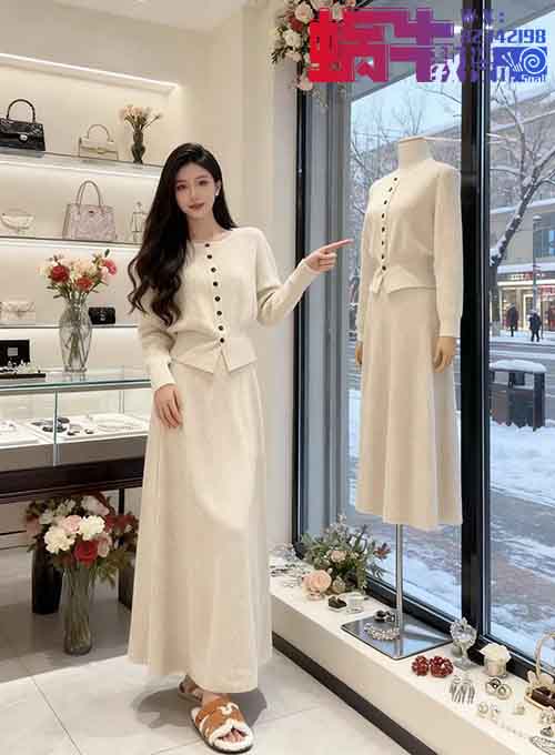 AI模特正在悄悄捡钱：0成本、10分钟出图，有人月入2万